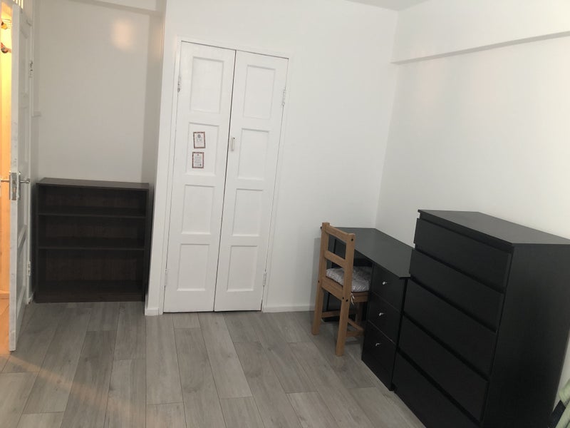 Room Portobello Court in Greater London