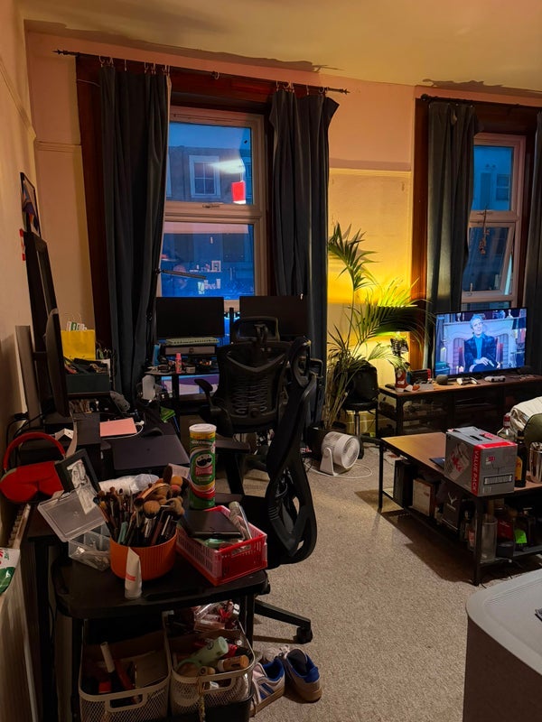 Room Brecknock Road in Greater London