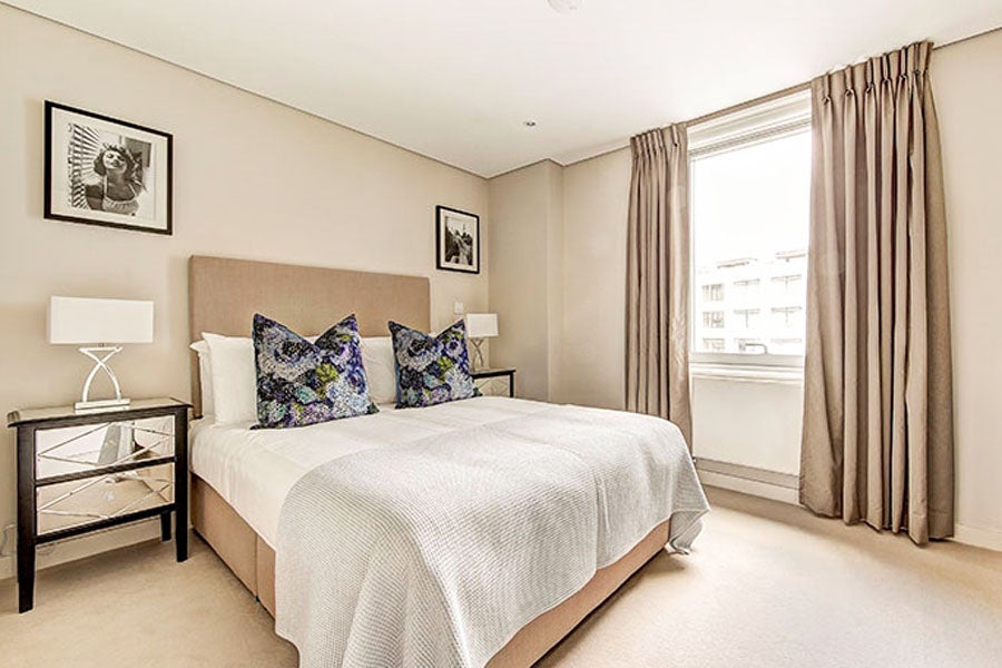 Flat Merchant Square in City of Westminster