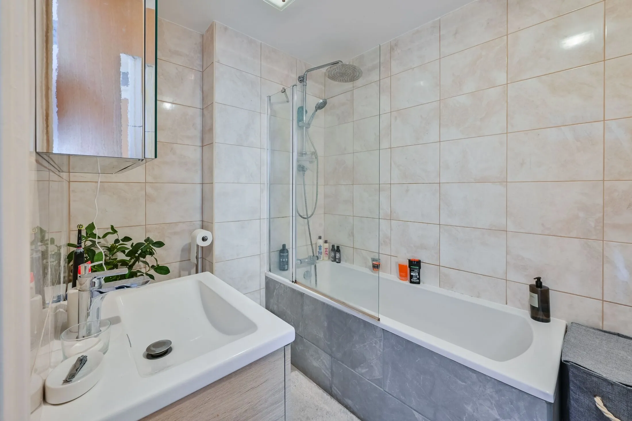 Flat Hayward's Place in Greater London