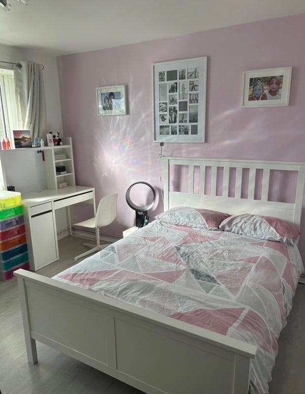 Room Studley Road in Greater London