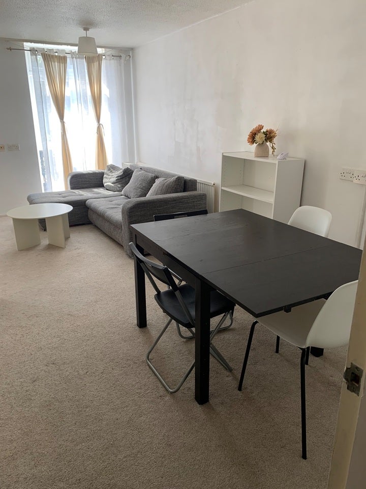 Flat Pelham Road in Greater London
