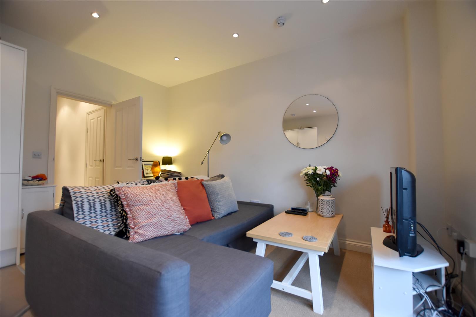 Flat Castle Walk in Reigate and Banstead