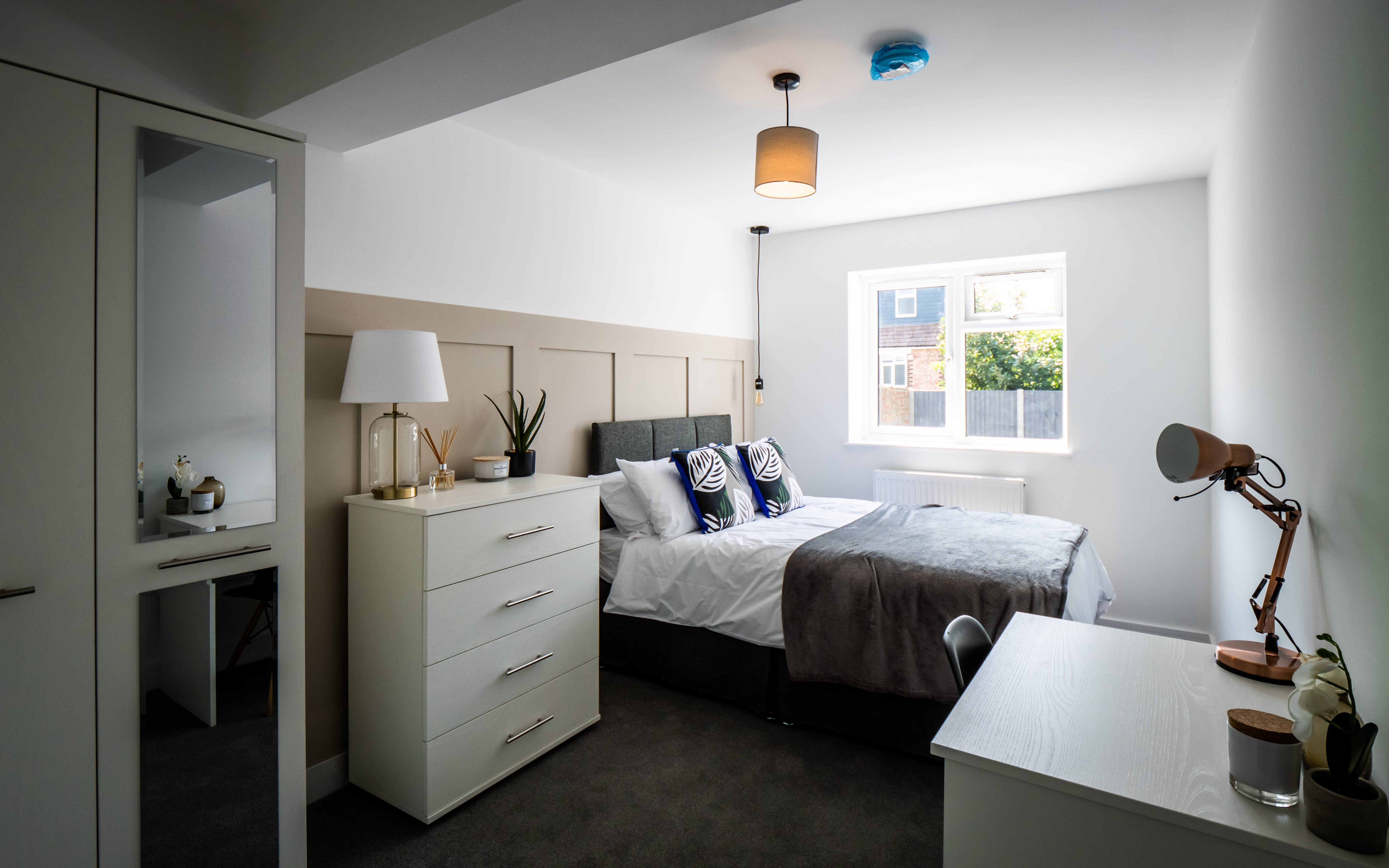 Room Chalkridge Road in Portsmouth