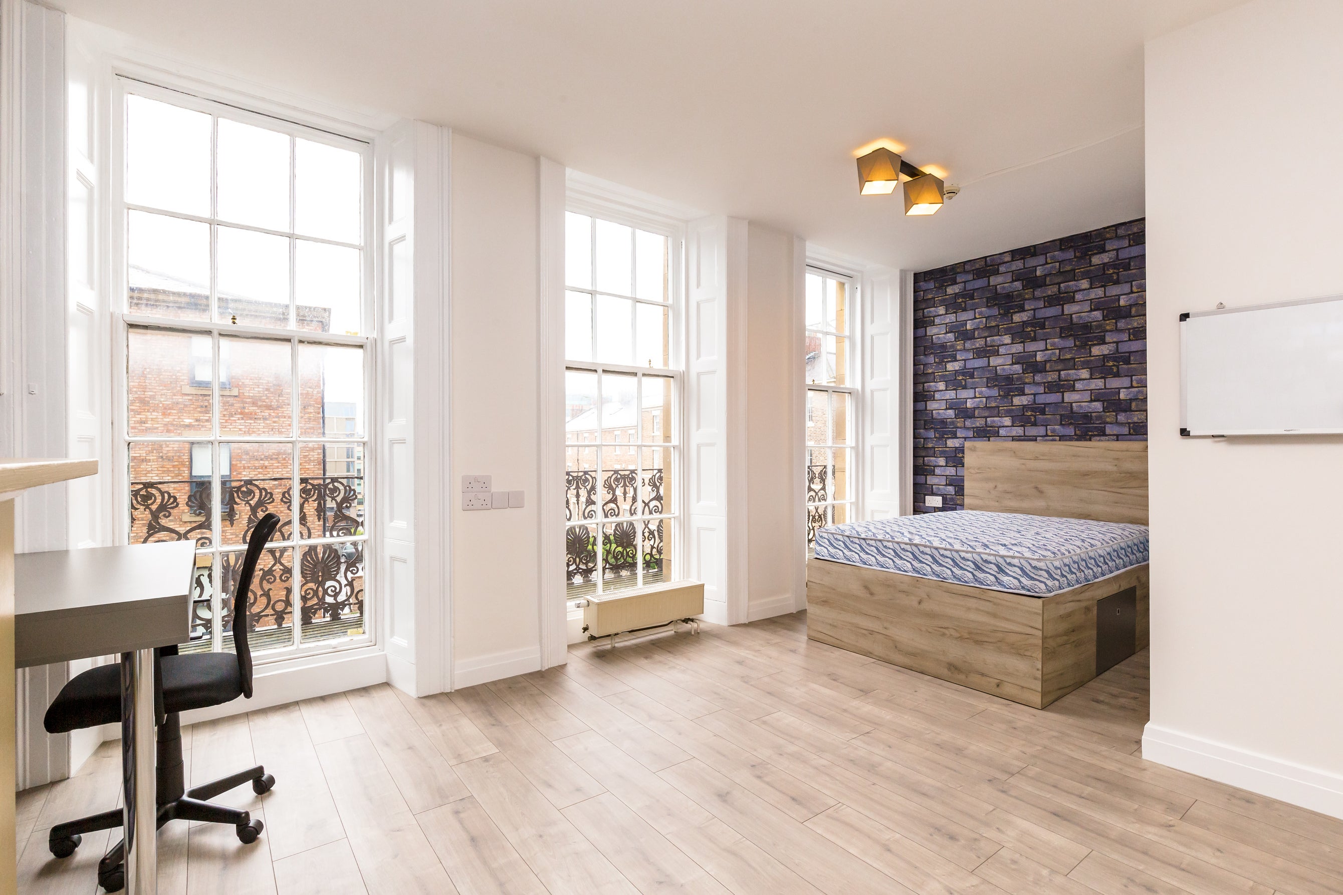 Flat Leazes Terrace in Newcastle upon Tyne