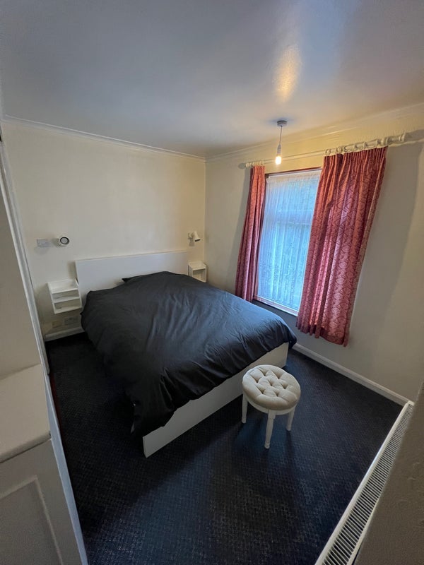 Room Spring Road in Ipswich