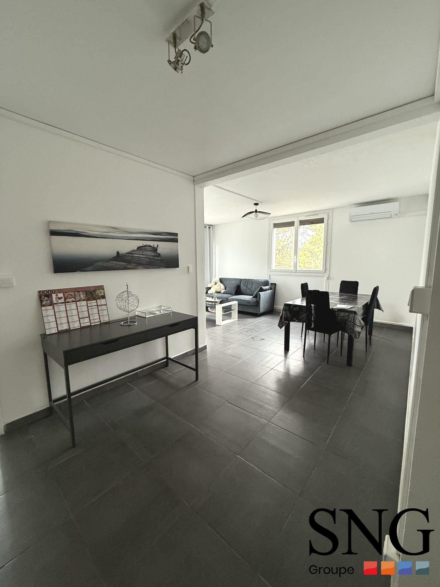 Flat Rue de Picardie in Salon-de-Provence