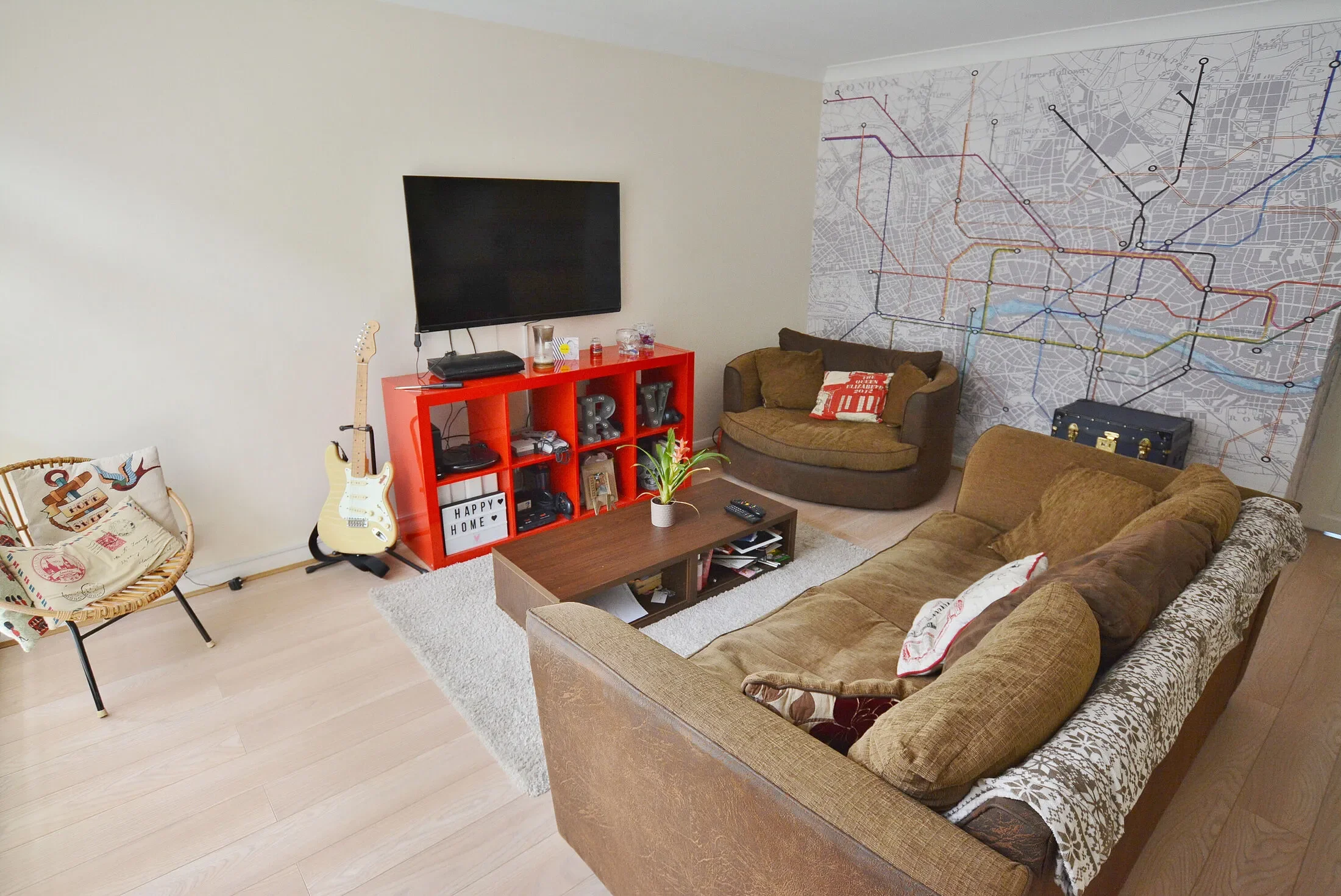 Flat Aldenham Road in Bushey