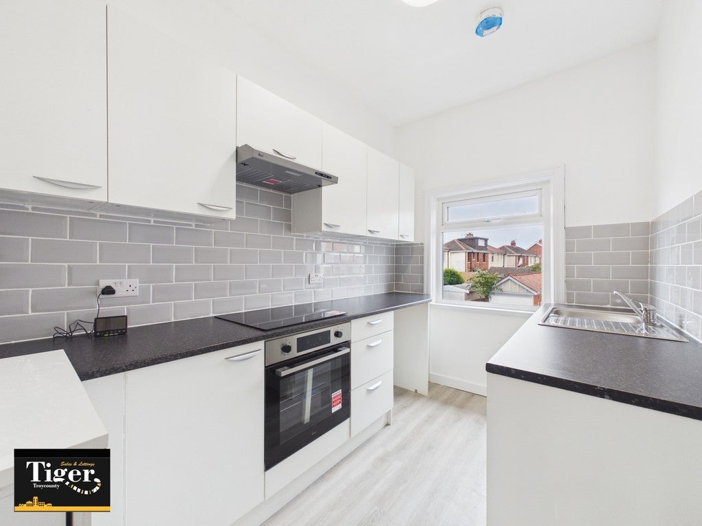 Flat Harley Road in Blackpool