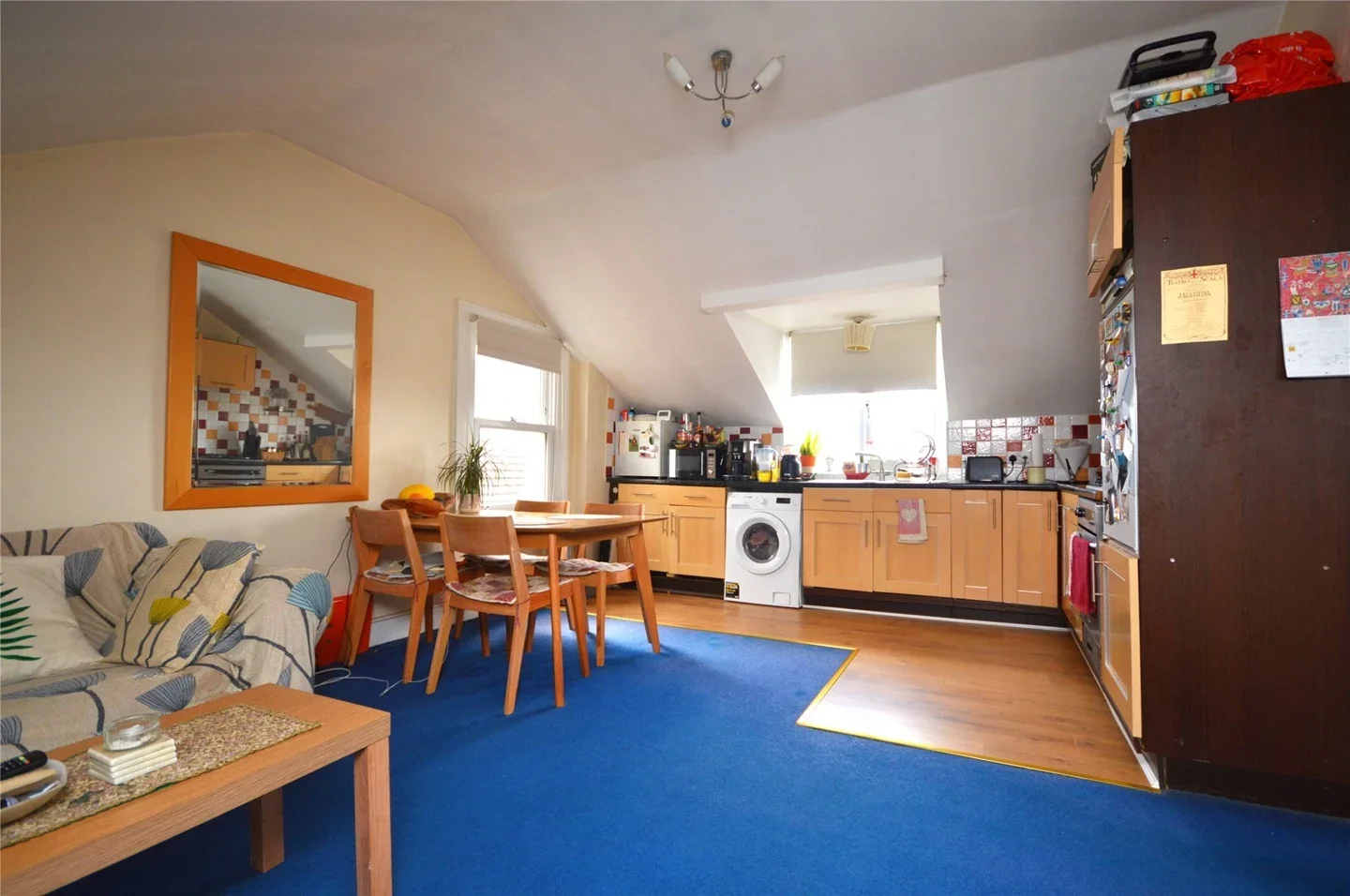 Flat Bedford Hill in Greater London