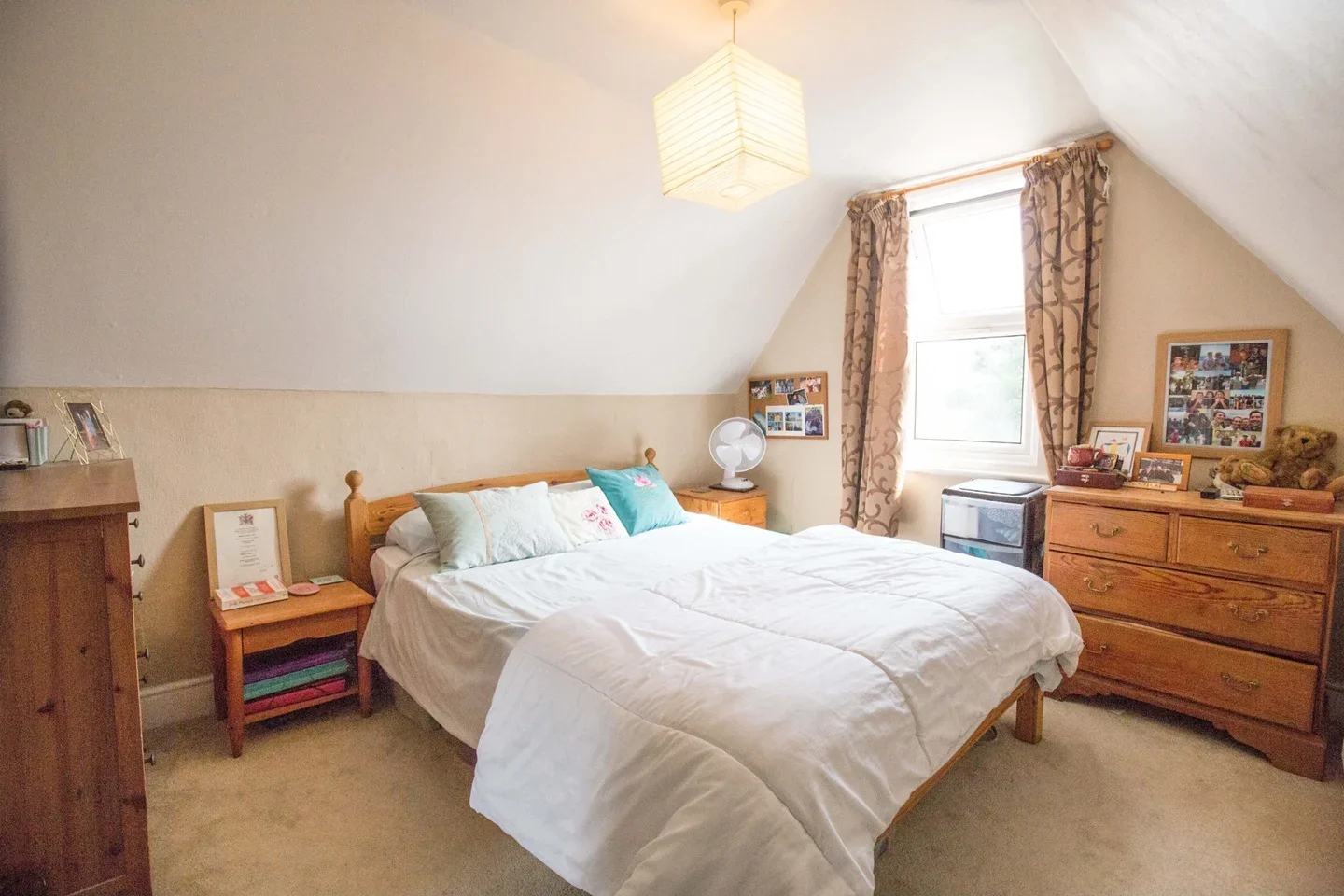 Flat Bedford Hill in Greater London