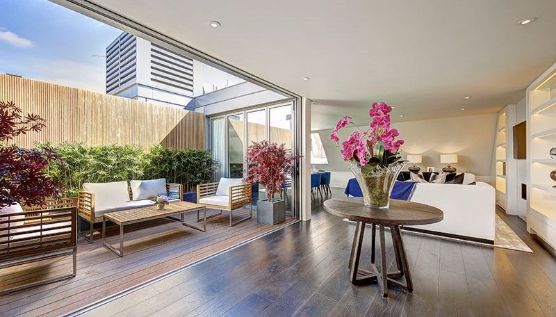 Flat Duke Street in City of Westminster