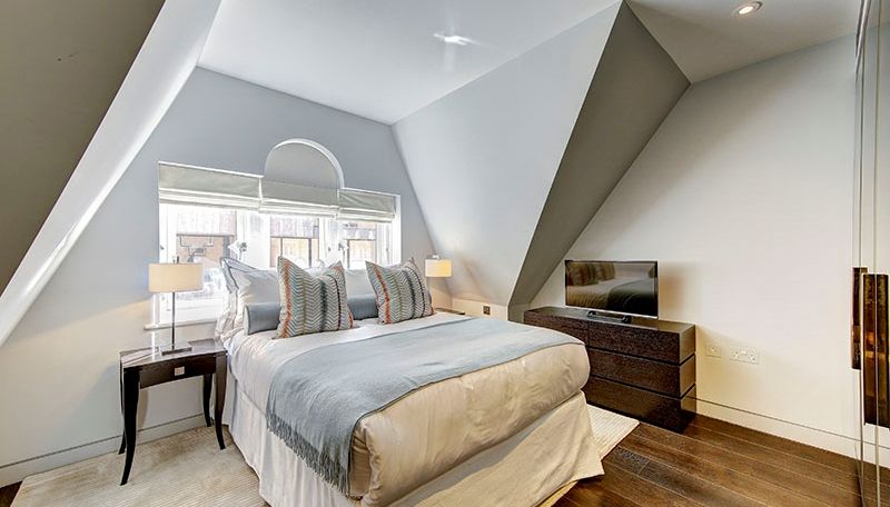 Flat Duke Street in City of Westminster