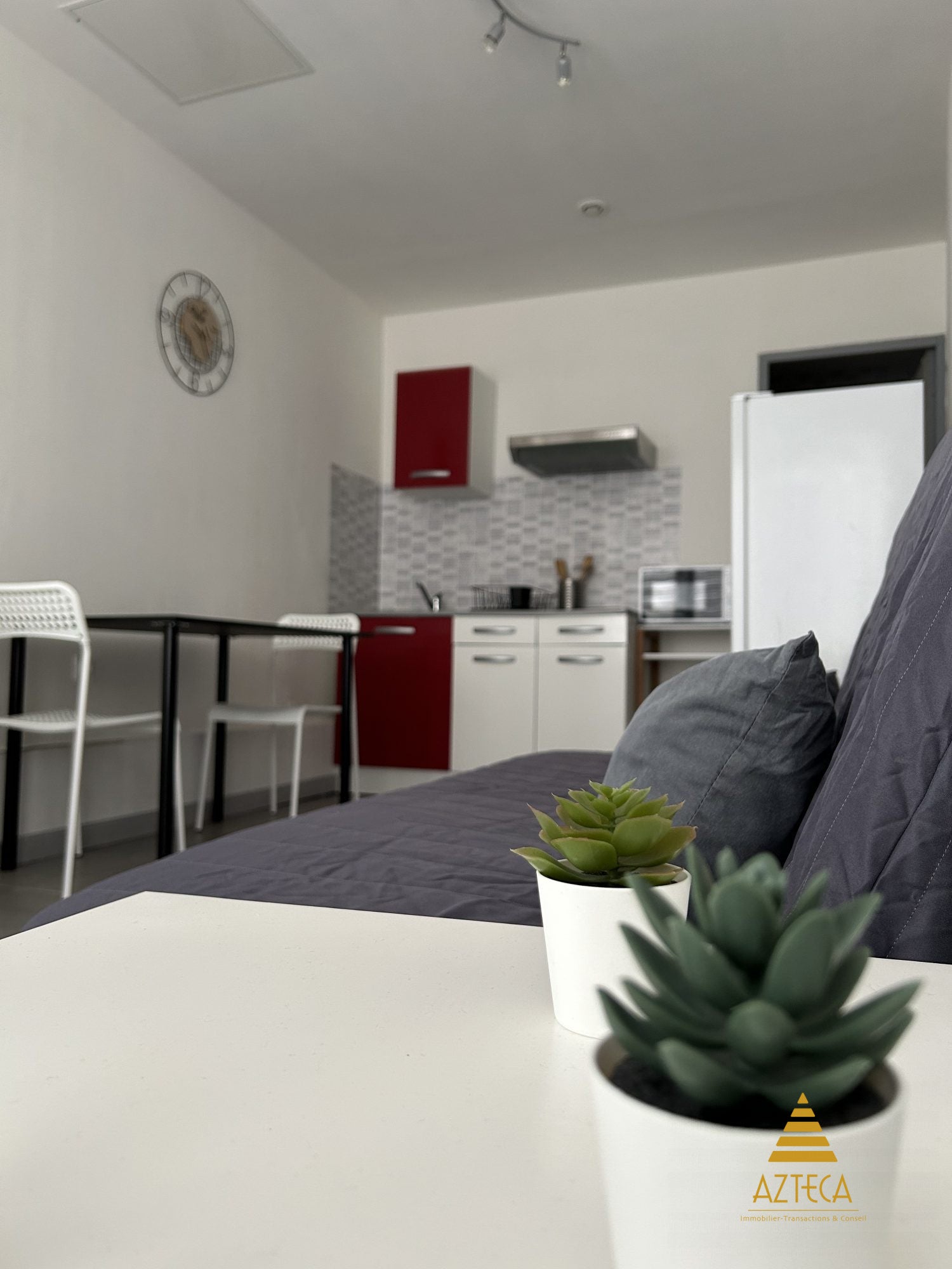 Appartement Rue de Sainte-Olle à Neuville-Saint-Rémy