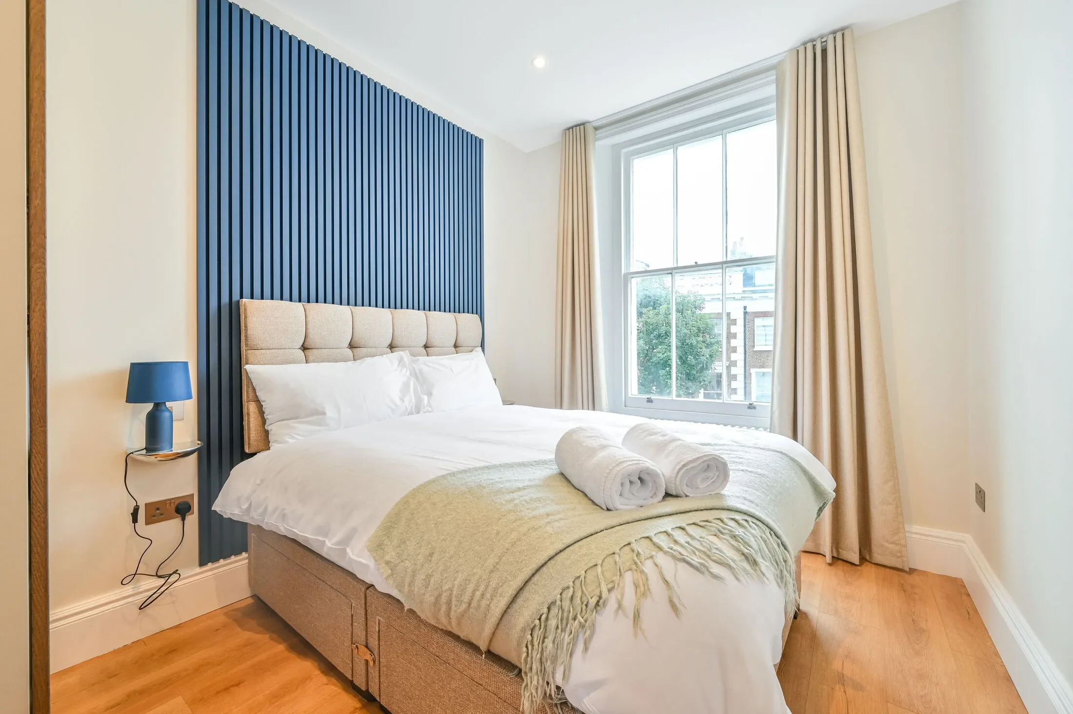 Flat Old Brompton Road in Greater London
