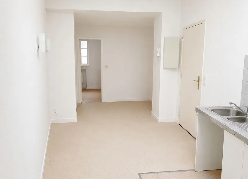 Flat Rue des Jeux Brillants in Mamers