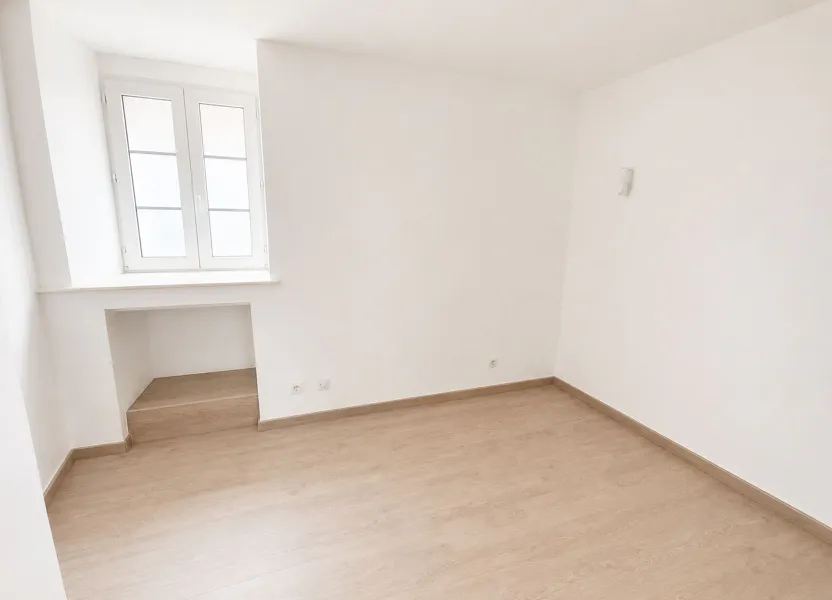Flat Rue des Jeux Brillants in Mamers
