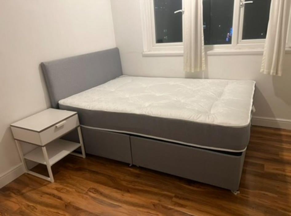 Room Napier Road in Greater London