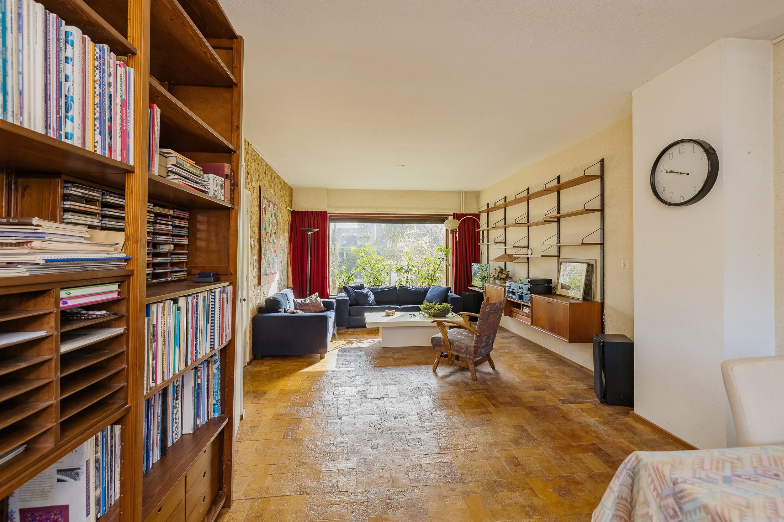 Tussenwoning te koop: Westerhoevelaan 8, Santpoort-Noord