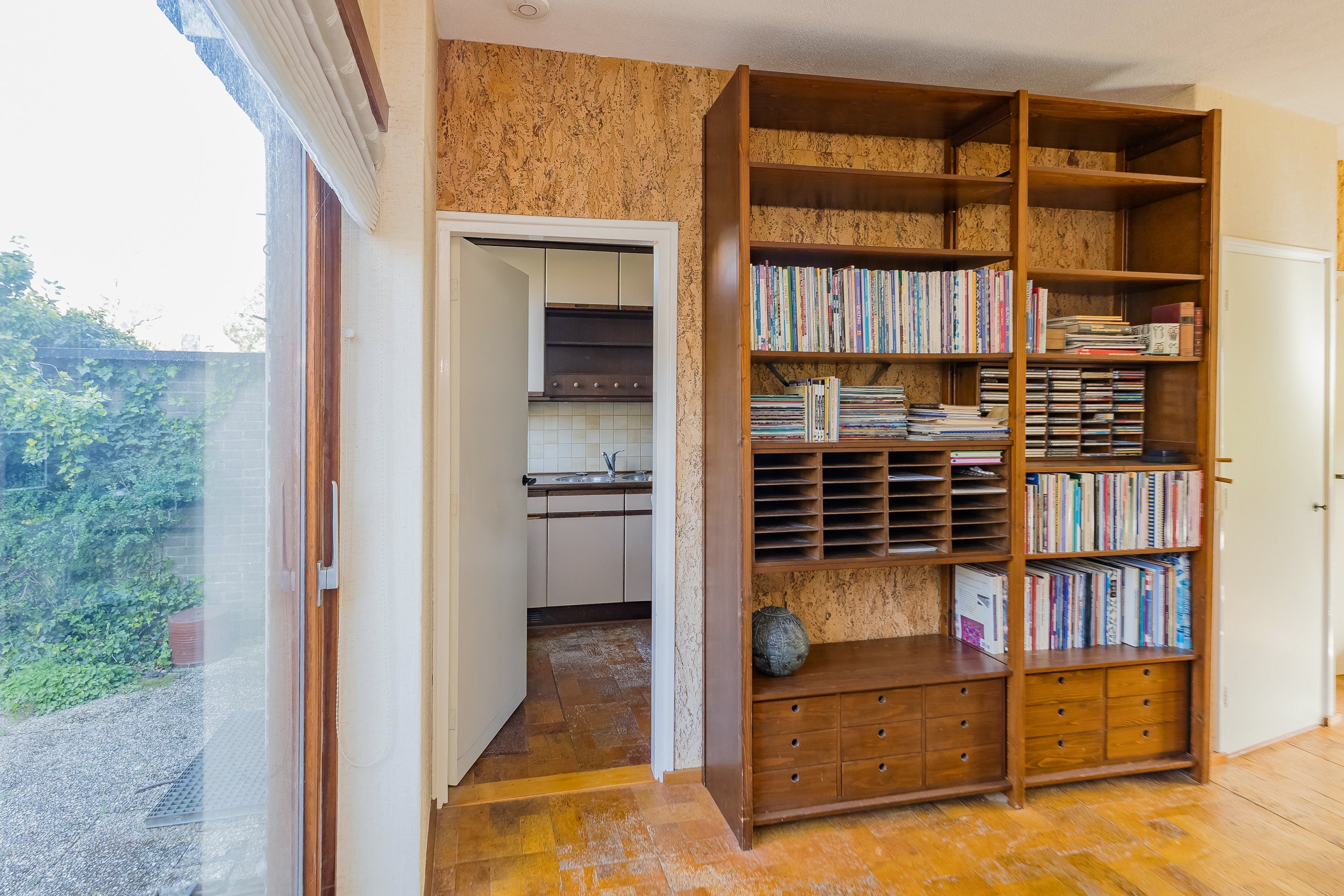Tussenwoning te koop: Westerhoevelaan 8, Santpoort-Noord