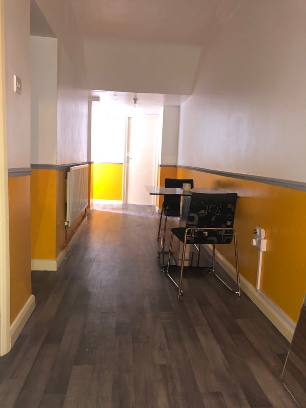Room Beresford Road in Greater London
