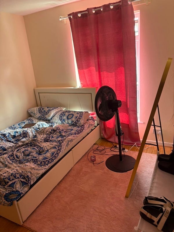 Room Kempt Street in Greater London