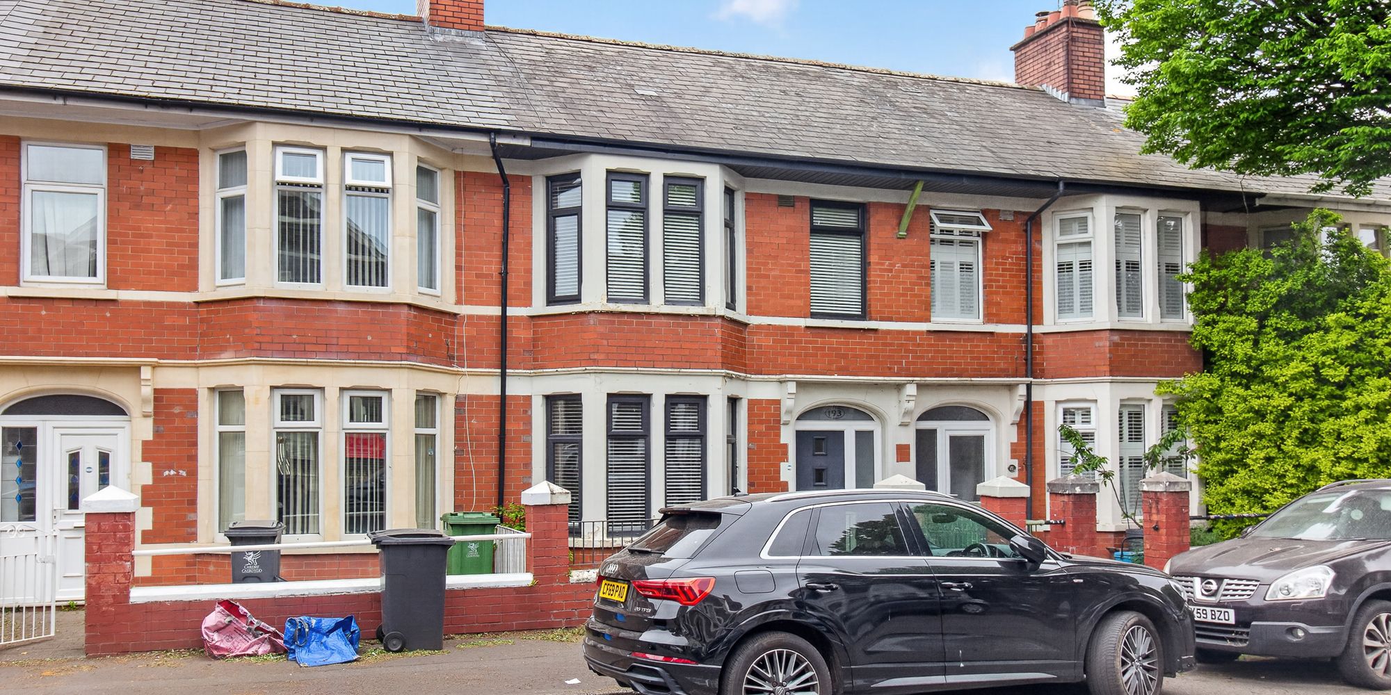 Flat Corporation Road in Cardiff