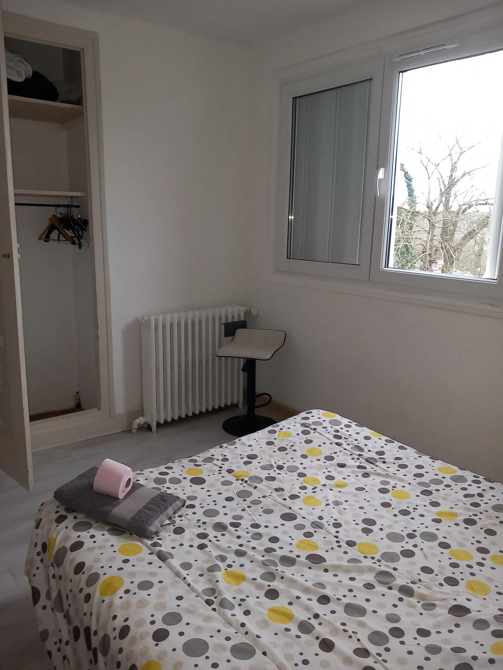Chambre Allée Cérès à Bures-sur-Yvette