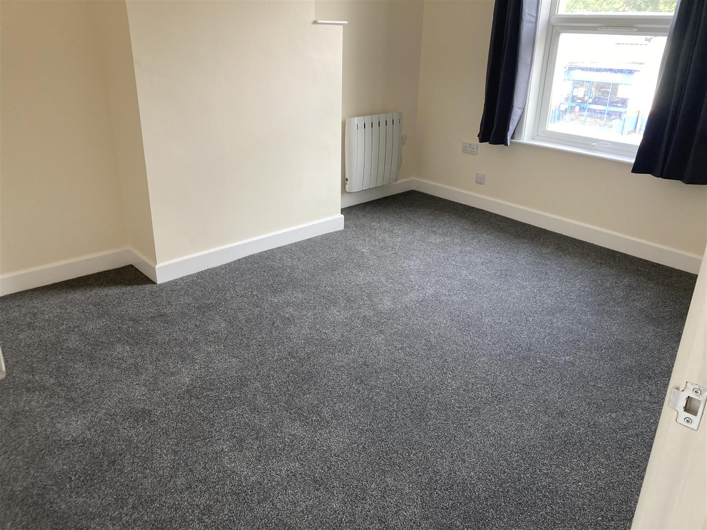 Flat Pickard Street in Warwick