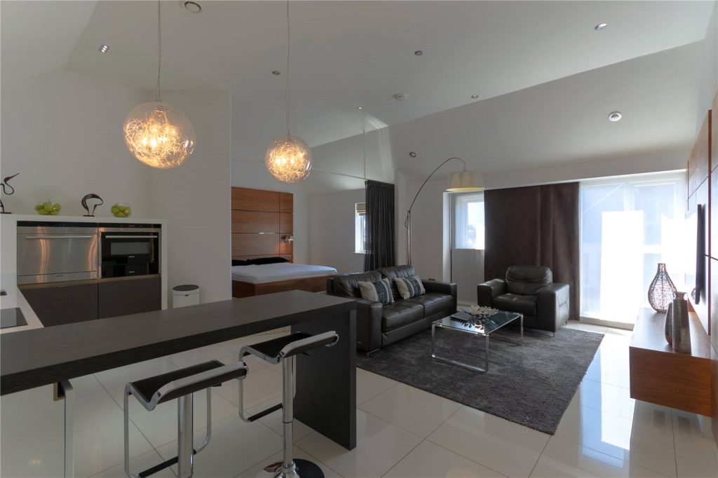 Flat Heaton Park View in Newcastle upon Tyne