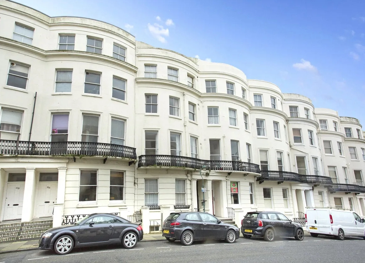 Flat Lansdowne Place in Hove