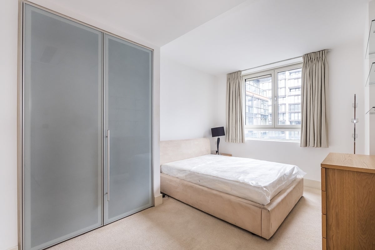 Flat Praed Street in City of Westminster