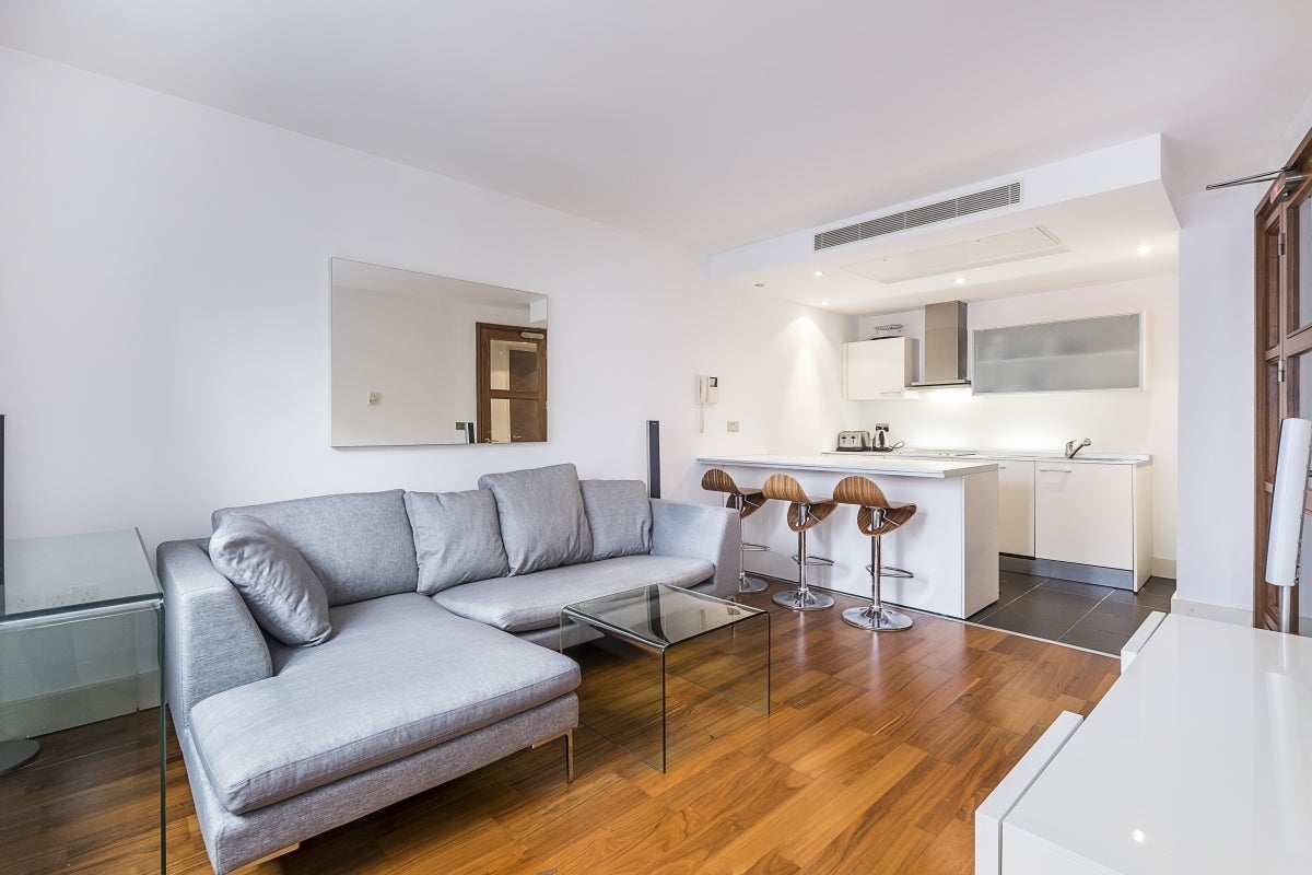 Flat Praed Street in City of Westminster