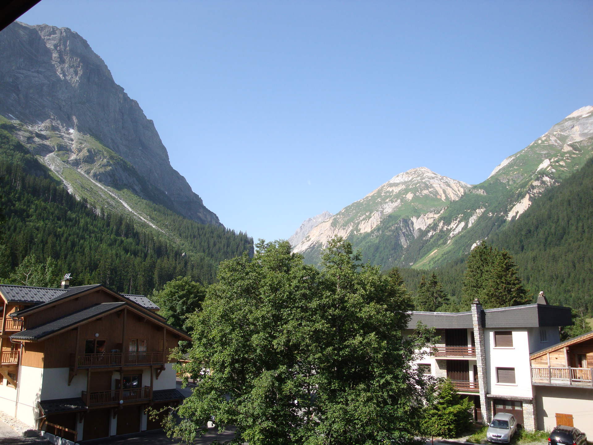 Flat Chemin du Dou des Ponts in Pralognan-la-Vanoise