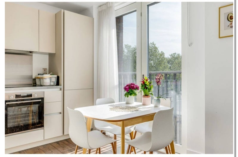 Flat Brixton Hill in Greater London