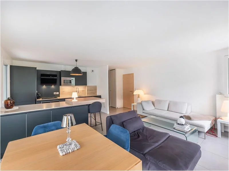 Flat Chemin du Plaisir in Quintal