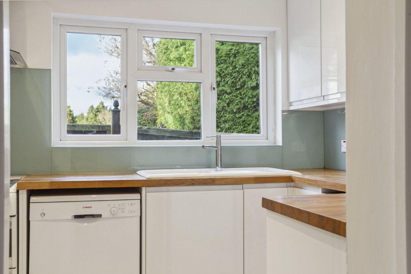 House Farm Close in Ascot