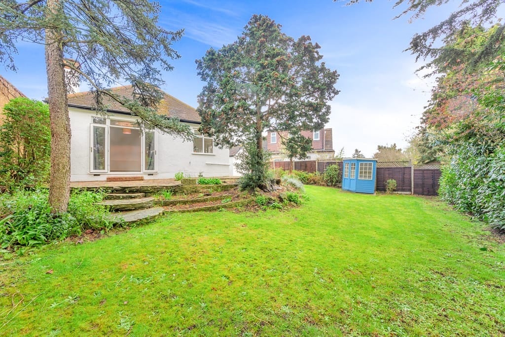 House Woodside Close in Greater London