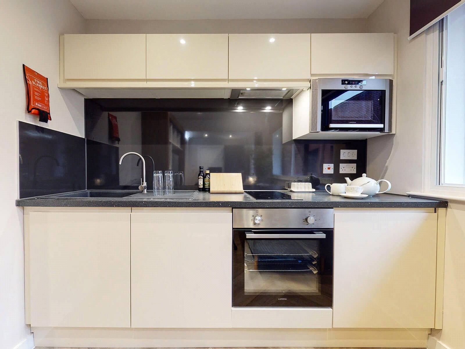 Flat Wade Lane in Leeds