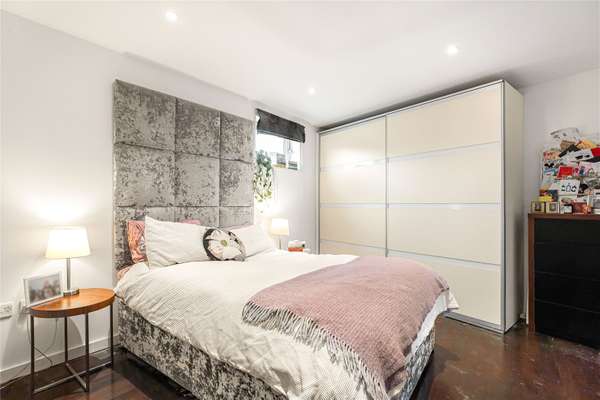 Flat Islington Green in Greater London