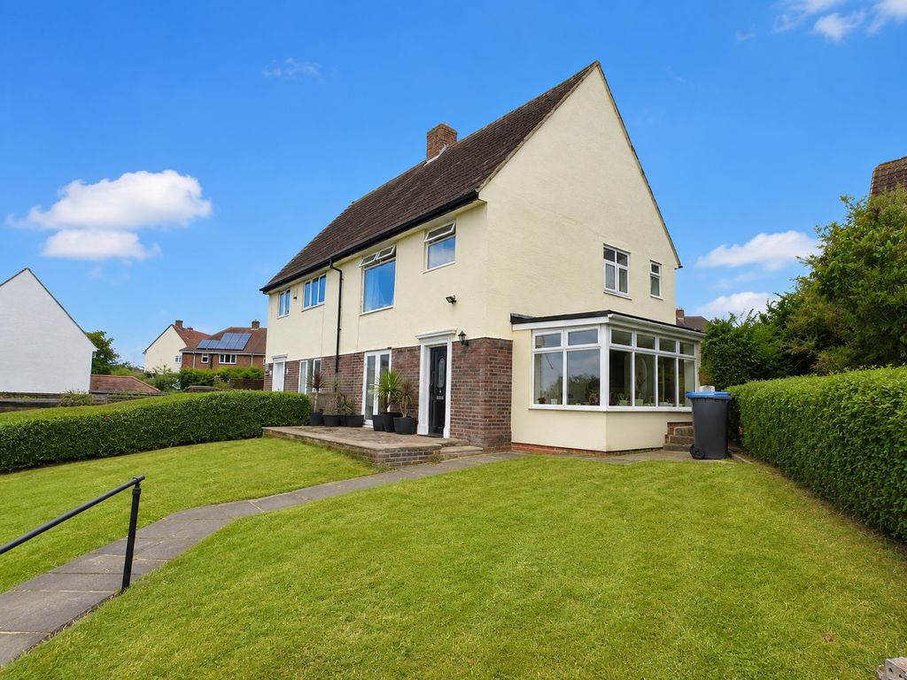 House Broadviews in Chester-le-Street