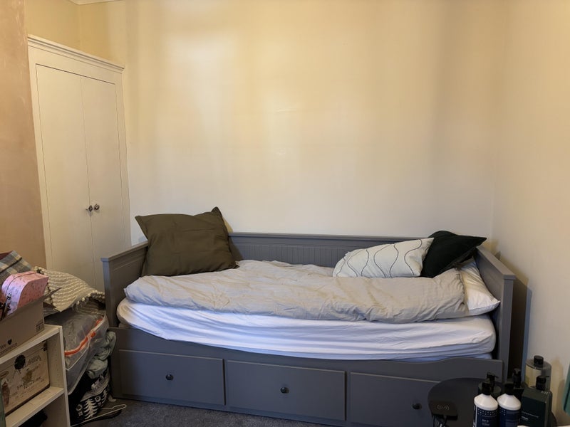 Room Stamford Close in Hinckley and Bosworth