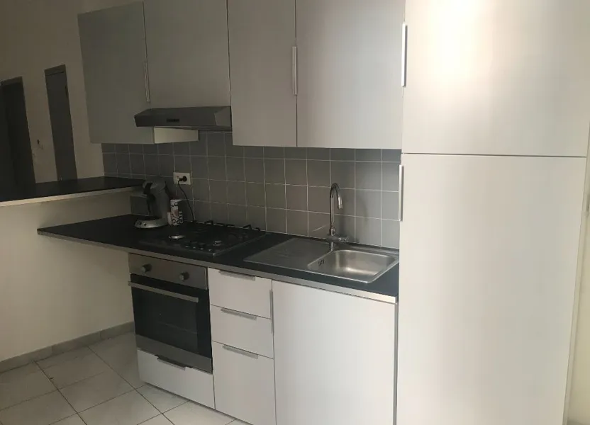 Appartement Rue des Halles à Nîmes