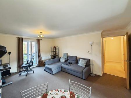 Flat Osier Avenue in Peterborough
