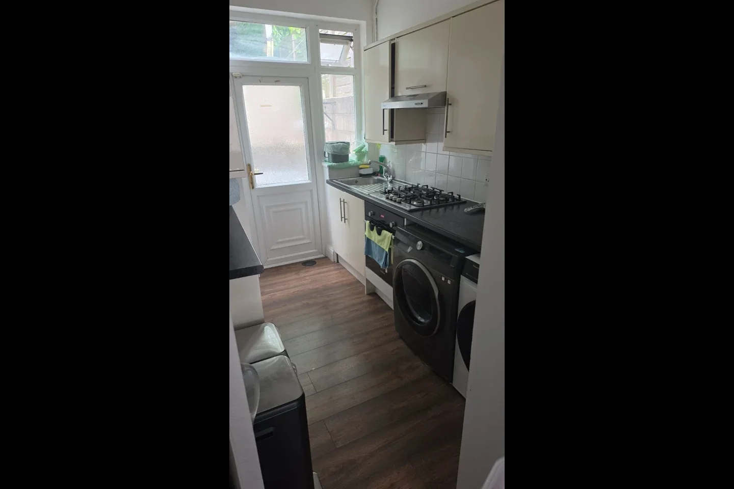 Room Shardeloes Road in Greater London