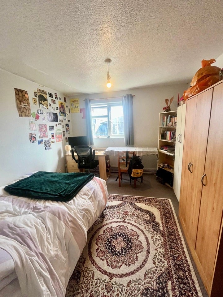Flat Hungerford Road in Greater London
