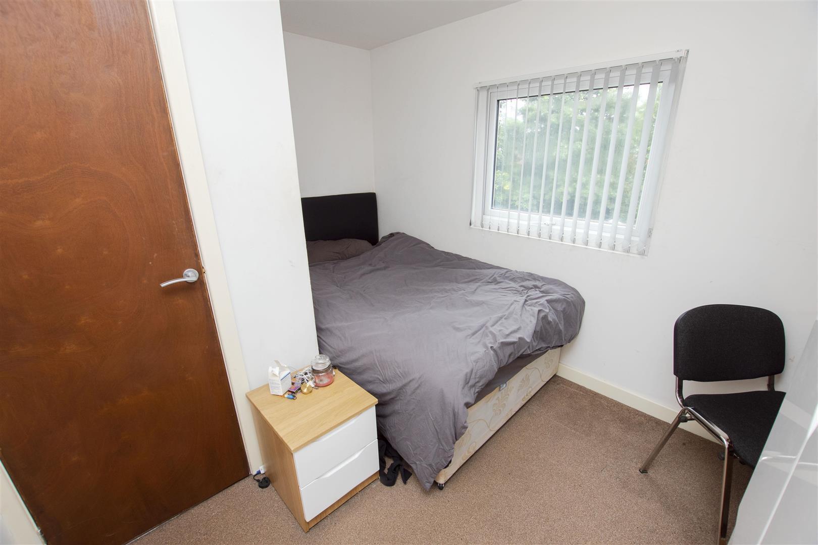 Flat Heeley Road in Birmingham