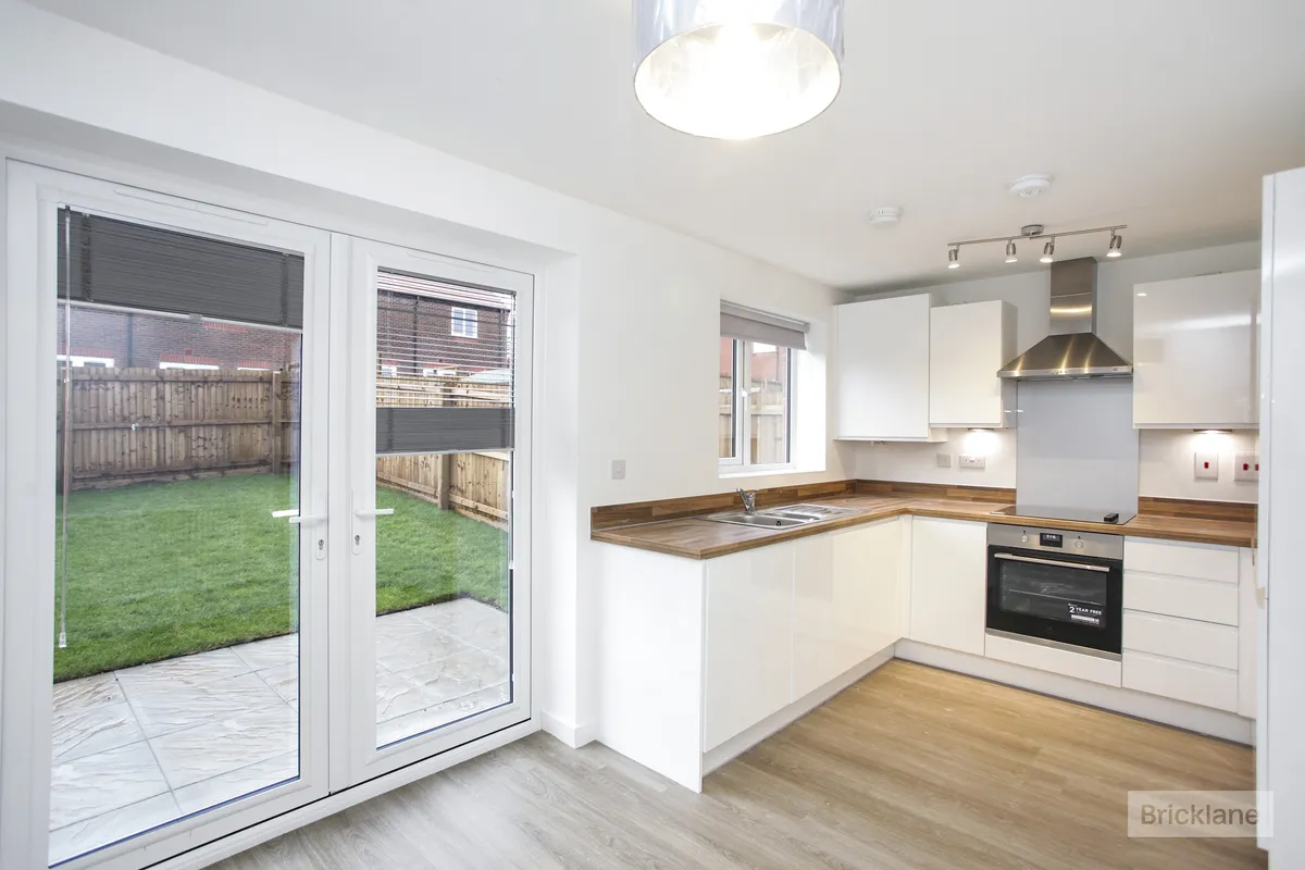 House Hermes Close in Leamington