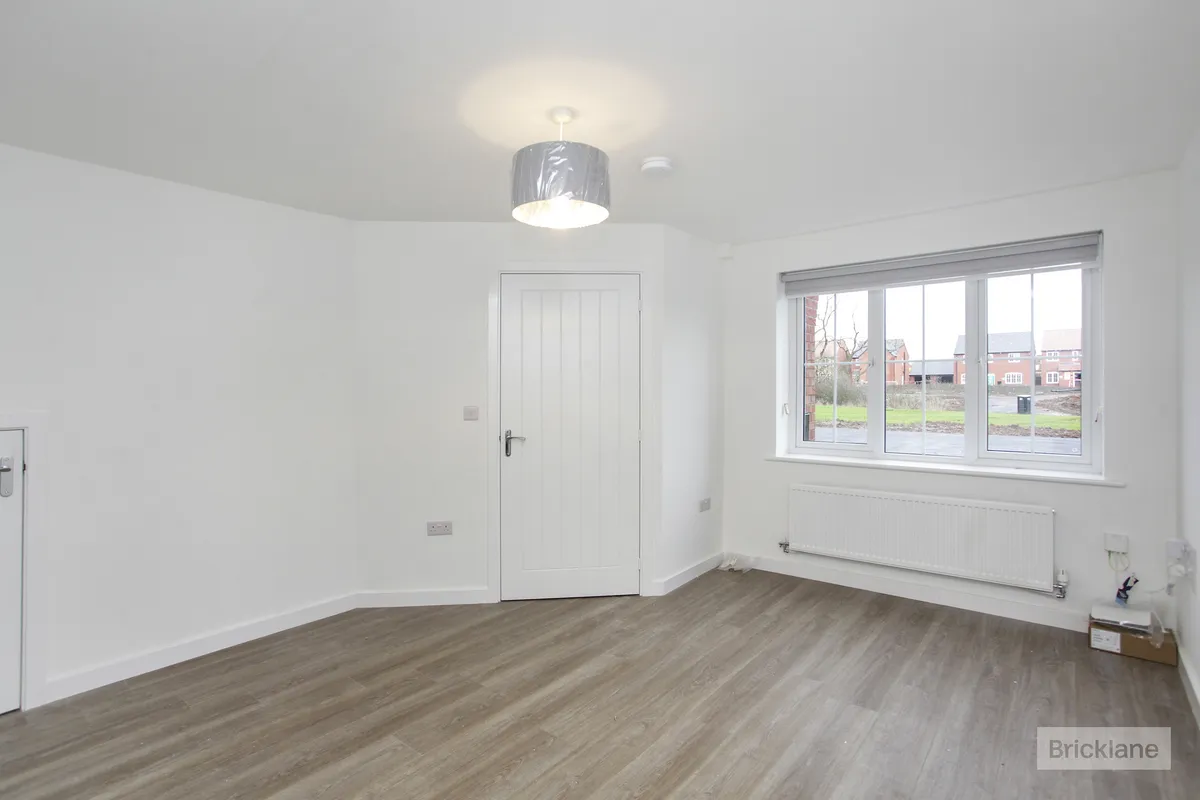 House Hermes Close in Leamington