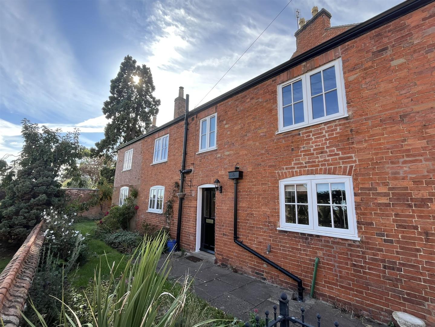 House Main Street in Leicester